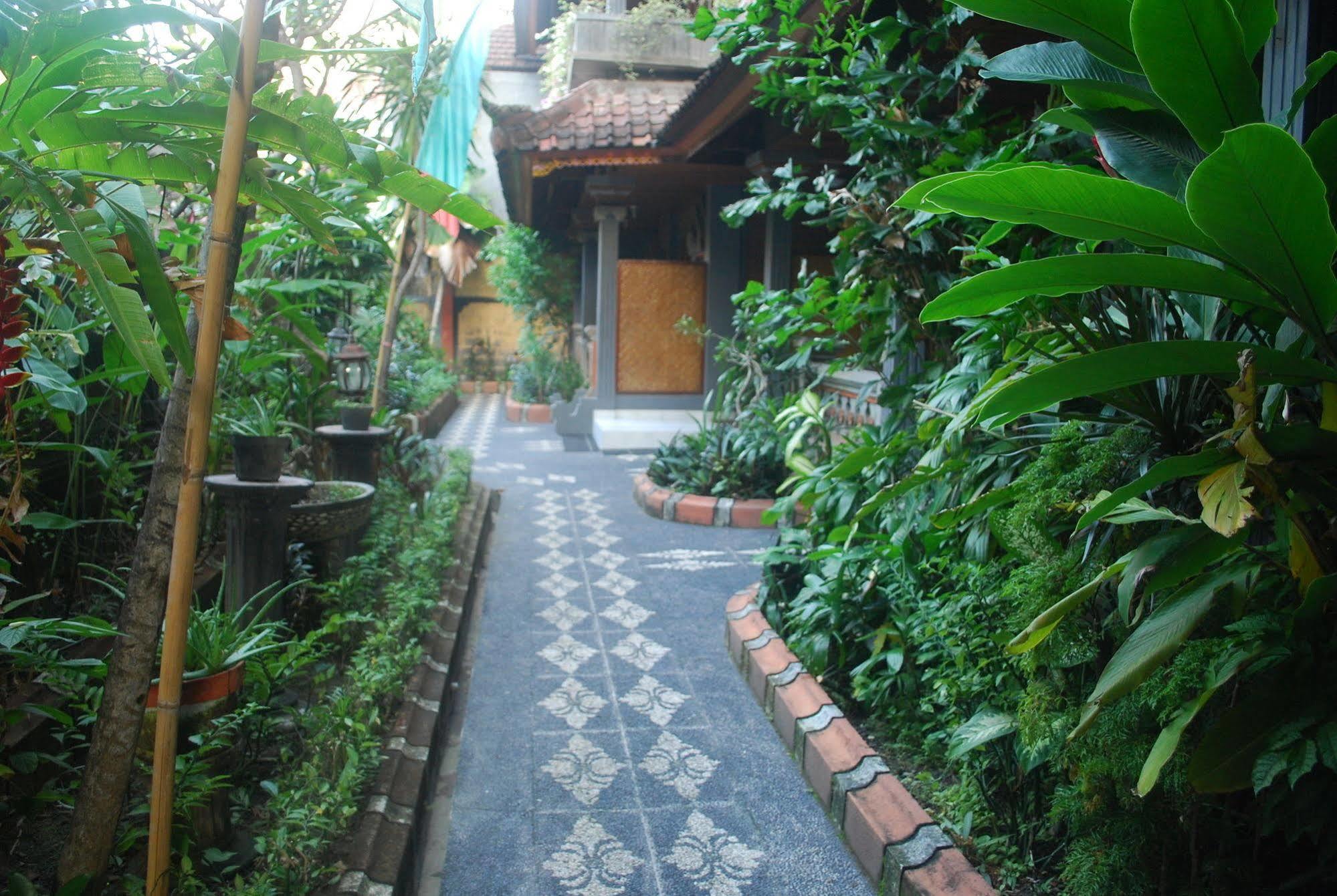 Hotel Sorga Cottages Kuta Lombok Exterior foto